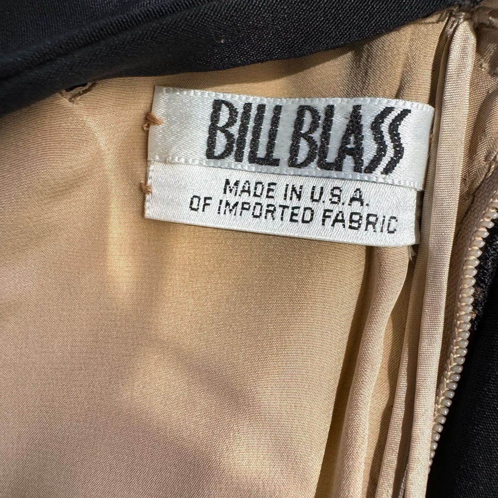 Vintage Bill Blass Black and Cream lace Peek-a-boo Gown - Picture 8 of 12